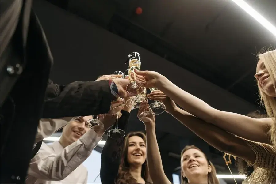 Exemple d'ambiance pot de départ pour un faire-part numérique